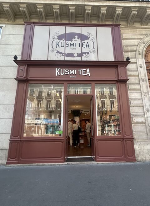 Devanture Kusmi Tea